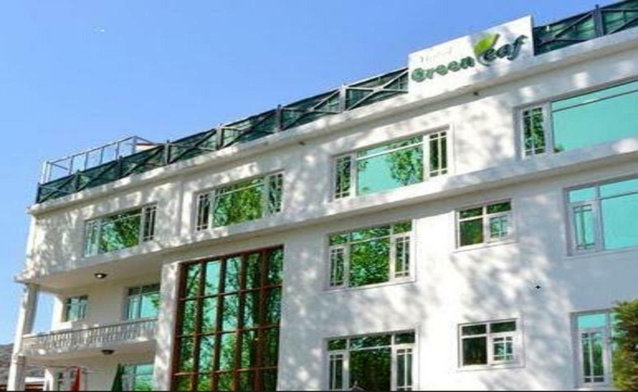 Hotel Green Leaf Srinagar Dış mekan fotoğraf